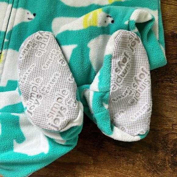 5 for $20 Carter’s Thick Polar Bear Zip Up Footsie - Picture 7 of 11